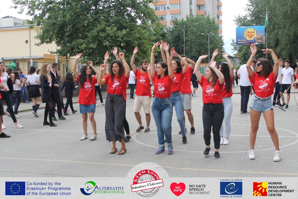 36050605_2018348684856095_2867981342665080832_n